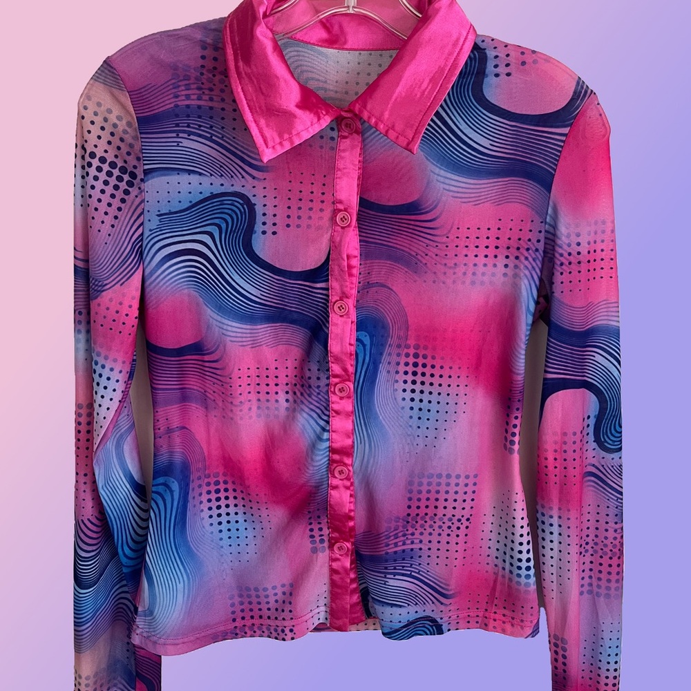 Rare multicolored retro button up 💖
